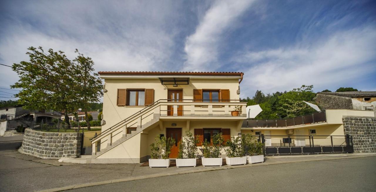 Casa Tilia Villa Sapjane Exteriör bild