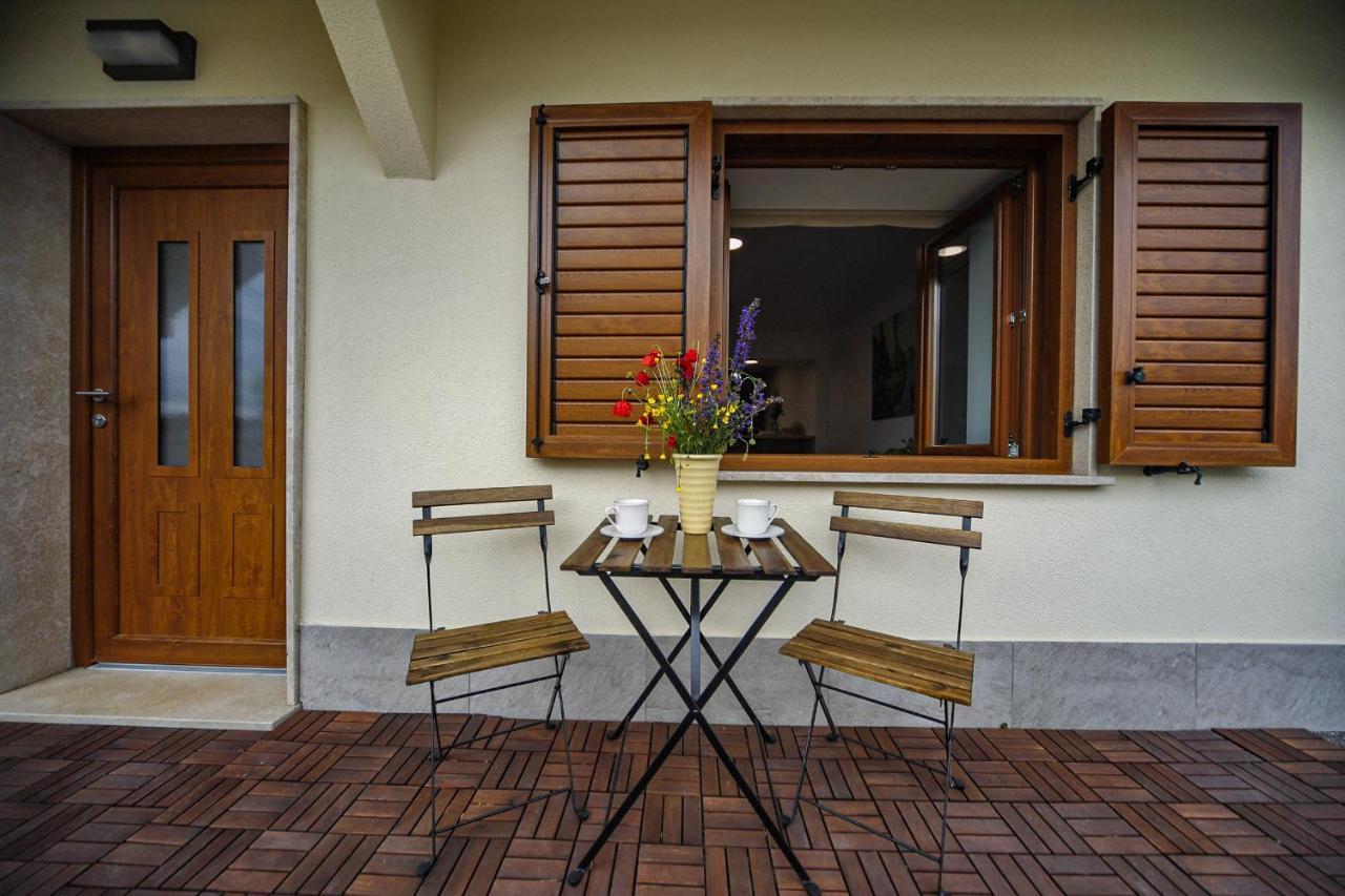 Casa Tilia Villa Sapjane Exteriör bild